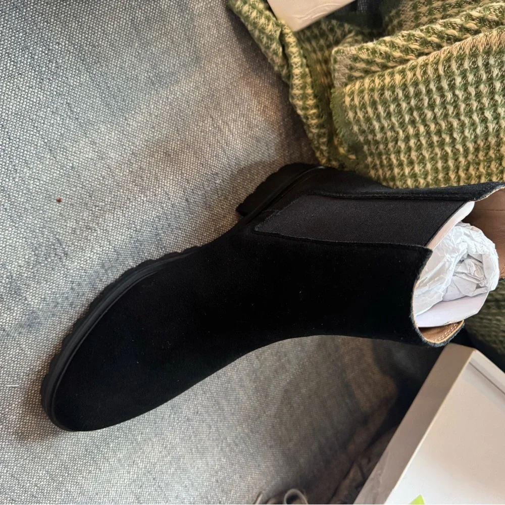 Quince Black Suede Chelsea Boots with Pull Tabs - Picture 7 of 10